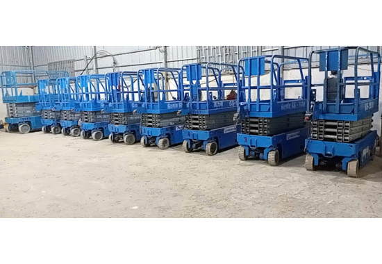 GENIE GS-4390 – Xe Nâng Người Cắt Kéo 15m