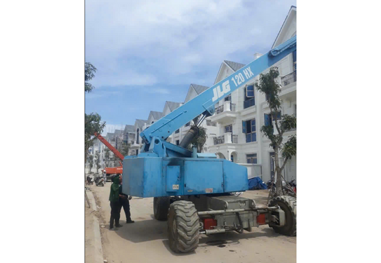 Xe Nâng Người JLG 120SXJ 38m – Giải Pháp An Toàn, Hiệu Quả Cao