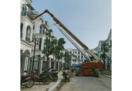 JLG 100HX+10 – Xe Nâng Người 35m Tầm Với Xa, Giải Pháp Cho Công Trình Lớn