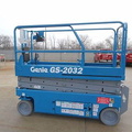 Xe Nâng Người Genie GS-2032-Chiều cao làm việc 8.1m,Tải nâng 363 kg