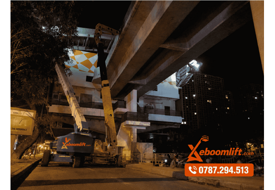 Xe Nâng Người Grove AMZ 13XT 41m – Tầm Với Xa 21.3m, Hiệu Suất Vượt Trội